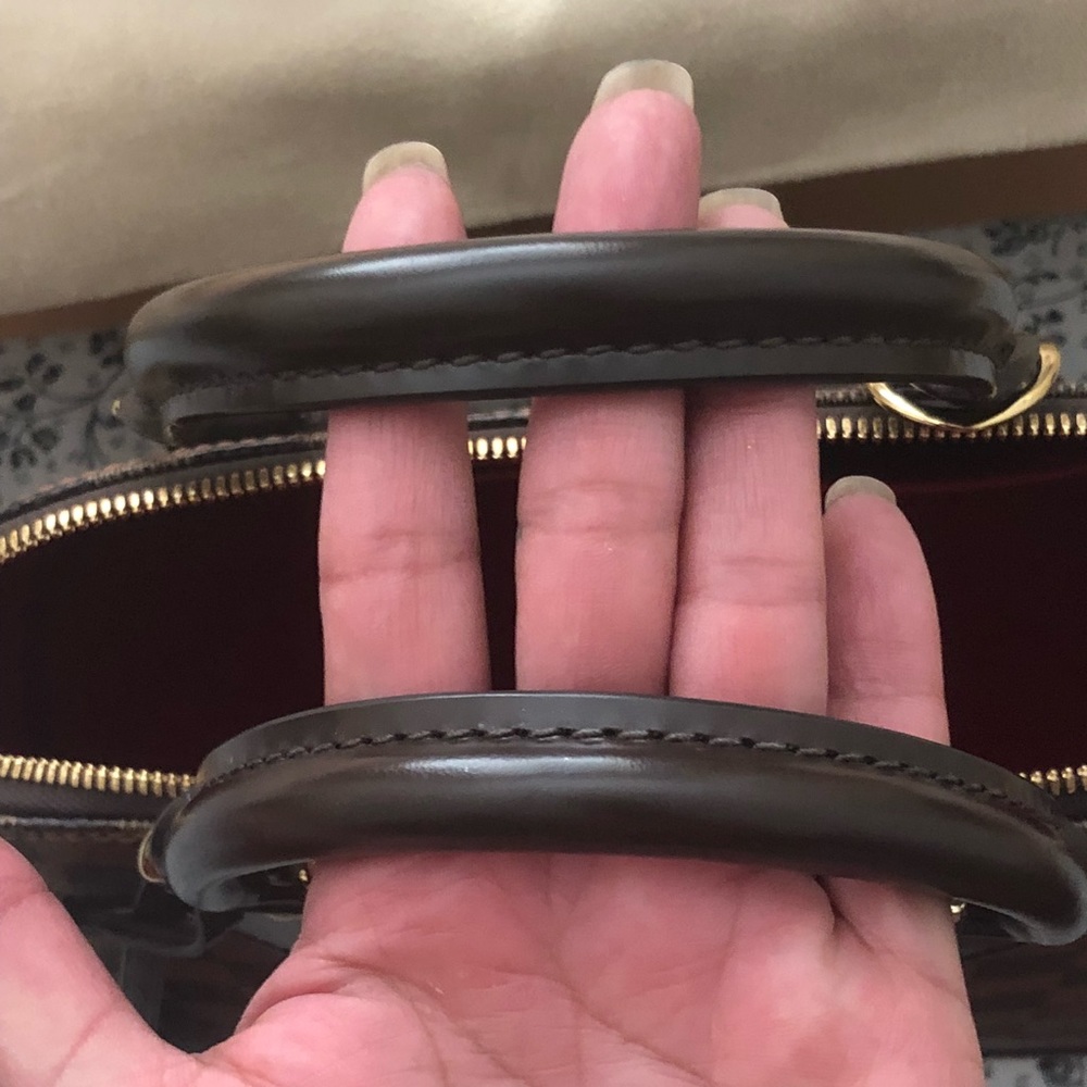 🔴SOLD🔴Authentic LV Damien Ebene Alma PM - Picture 3 of 8